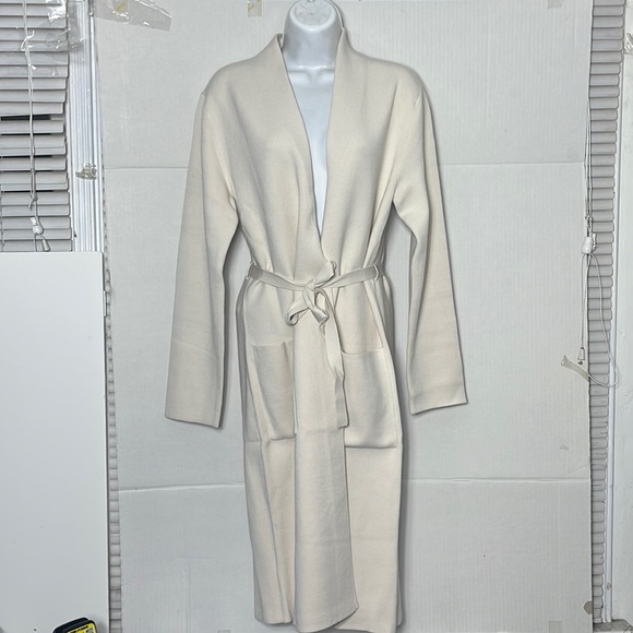 NWT Aritzia Babaton color Birch Ty Cardigan - Picture 2 of 6